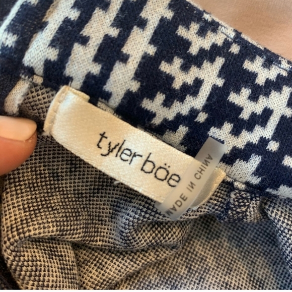 Tyler Boe houndstooth tunic size small - Picture 5 of 5